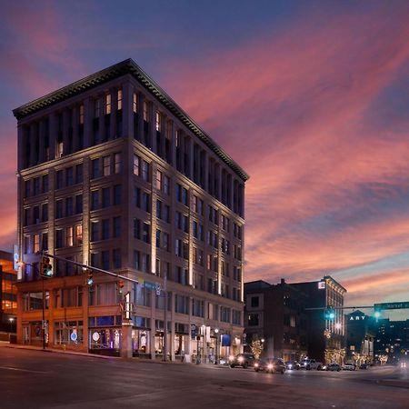 Blu-Tique, Akron, A Tribute Portfolio Hotel Eksteriør bilde