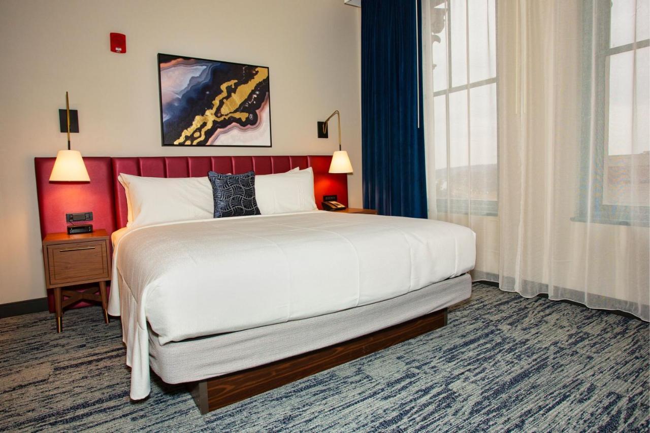 Blu-Tique, Akron, A Tribute Portfolio Hotel Eksteriør bilde